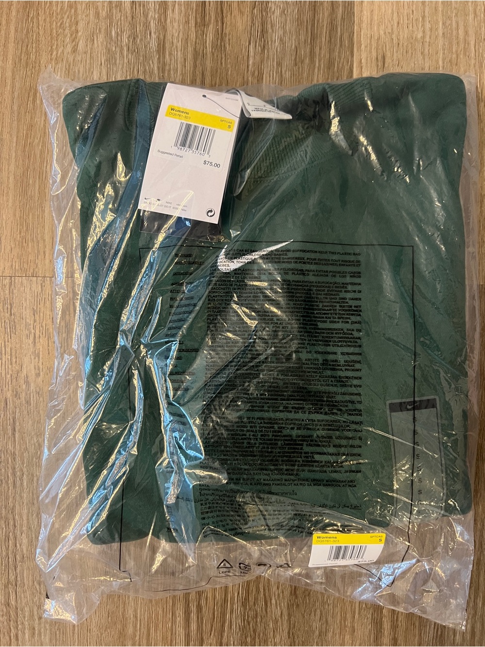 Nike Sportswear Phoenix Fleece
Women's Over-Oversized Crew-Neck Sweatshirt Small - Picture 3 of 6